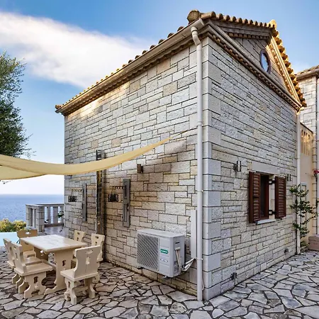 Ionia With Pool And Sea View Villa Gaios