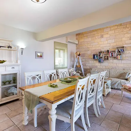Villa Ionia With Pool And Sea View Gaios