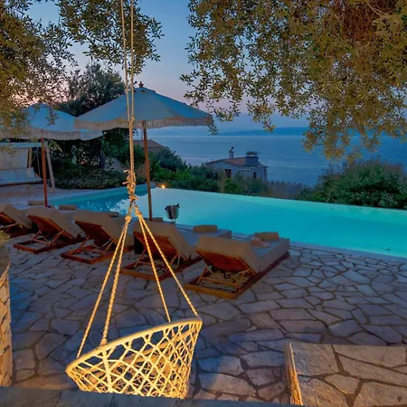 ヴィラ Ionia With Pool And Sea View