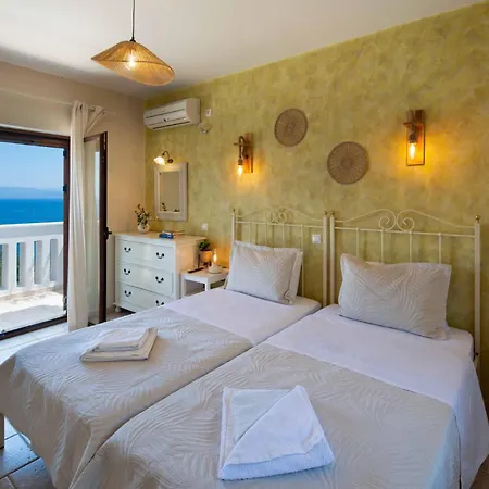 Ionia With Pool And Sea View *