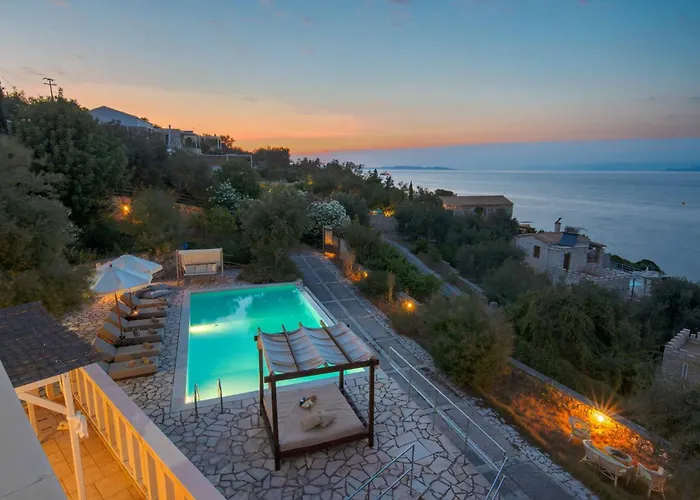 Ionia With Pool And Sea View