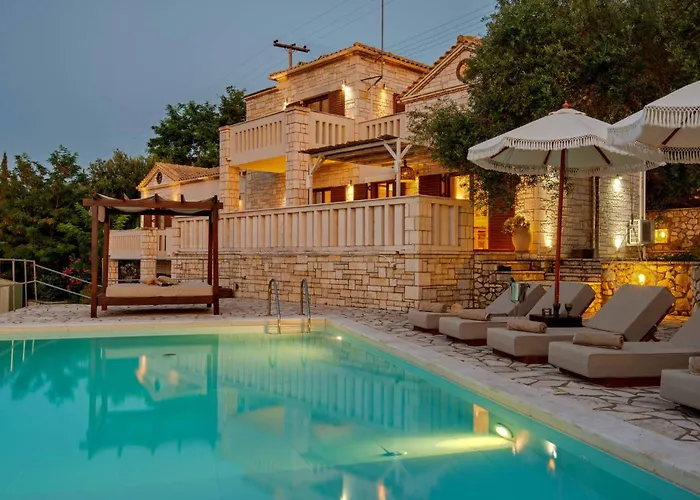 Villa Ionia With Pool And Sea View