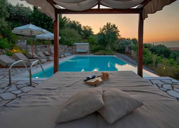 Villa Ionia With Pool And Sea View *