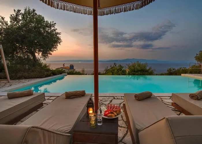 Villa Ionia With Pool And Sea View Gaios