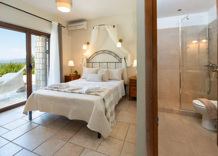 Ionia With Pool And Sea View Villa