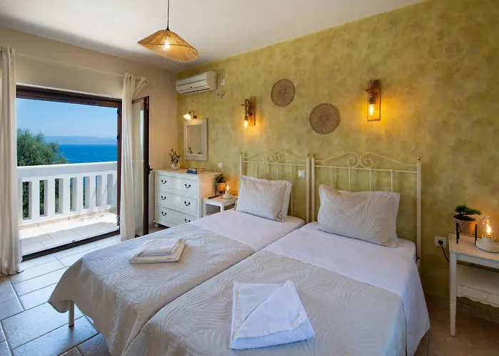 Ionia With Pool And Sea View *