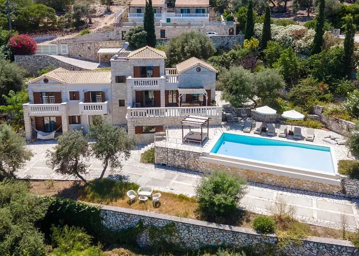 Villa Ionia With Pool And Sea View *