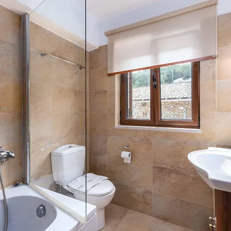 Ionia With Pool And Sea View *
