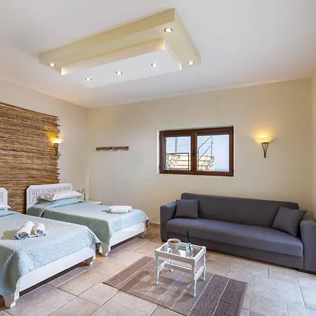 Ionia With Pool And Sea View *
