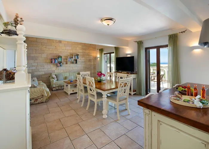 Ionia With Pool And Sea View Gaios